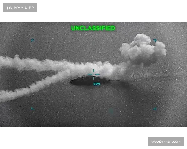 鹰眼系统捕捉到罕见球击中横梁内侧后垂直弹地的争议瞬间